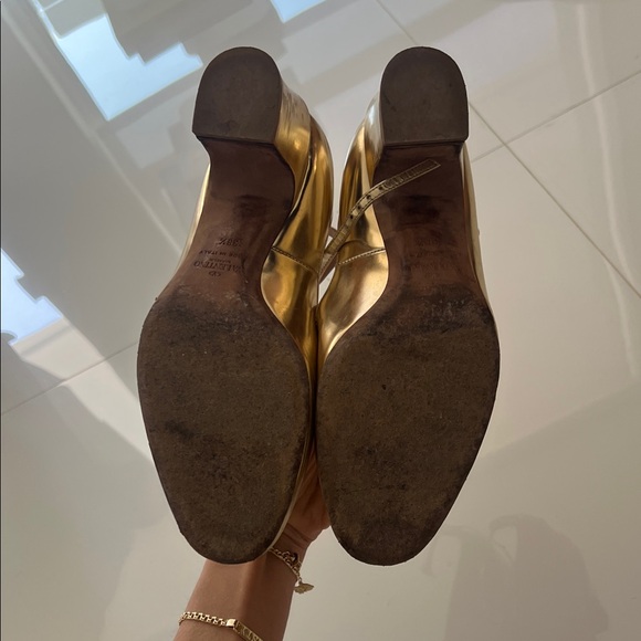 Valentino Gold Heeled Women's Shoes - Picture 10 of 10
